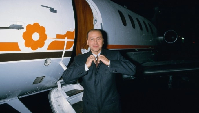 Silvio Berlusconi: The Media Mogul Who Revolutionized Television and Built an AC Milan Dynasty – A Story of Innovation and Triumph