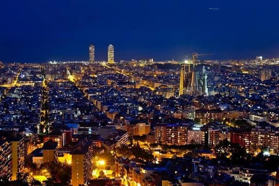 The Ultimate Barcelona Nightlife Guide: Best Gentlemen’s Clubs, Discotheques, Lounge Bars, Rooftop Bars &amp; Hidden Gems with Locations, Reviews, Hours, Prices, and VIP Tips